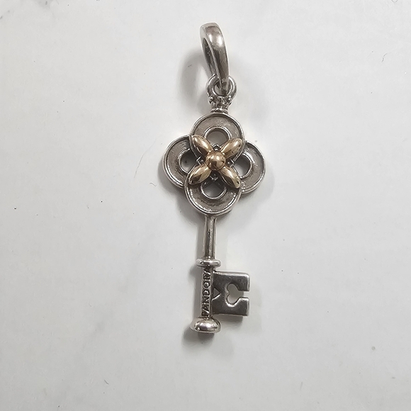 PANDORA 925 14k Gold Two-tone Key & Flower pendant - Picture 1 of 8